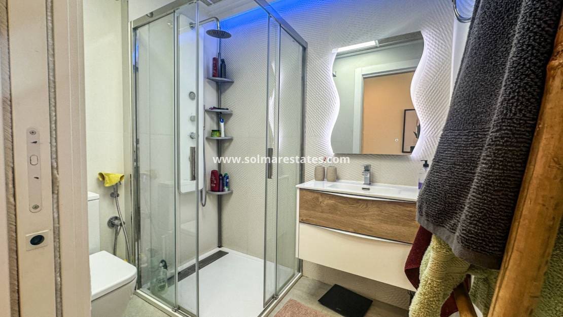 3 bedroom Apartment for sale in Los Balcones with pool - € 314,900 (Ref: 9922829)
