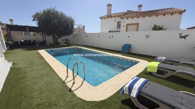 3 quarto Moradia para venda em Villamartin, Orihuela com piscina - 399 990 € (Ref: 9925094)