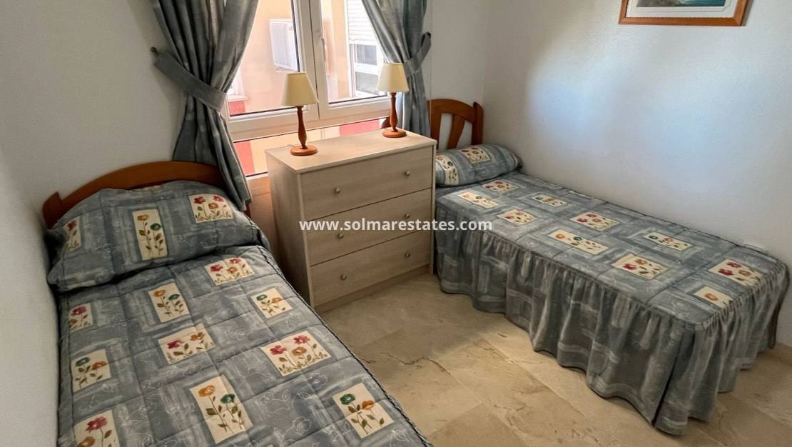 2 slaapkamer Appartement te koop in Playa Flamenca met zwembad - € 179.900 (Ref: 9929976)