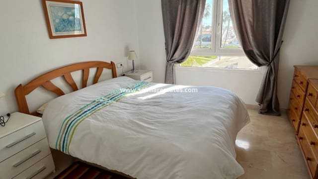 2 slaapkamer Appartement te koop in Playa Flamenca, Orihuela met zwembad - € 179.900 (Ref: 9929976)
