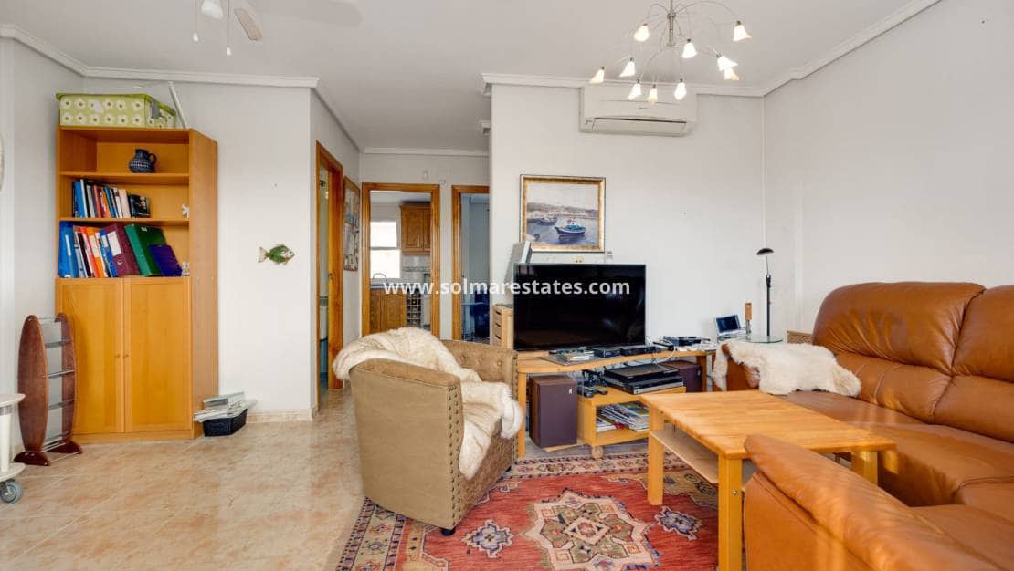 3 sypialnia Dom na sprzedaż w Playa Flamenca z basenem - 189 900 € (Ref: 9932288)