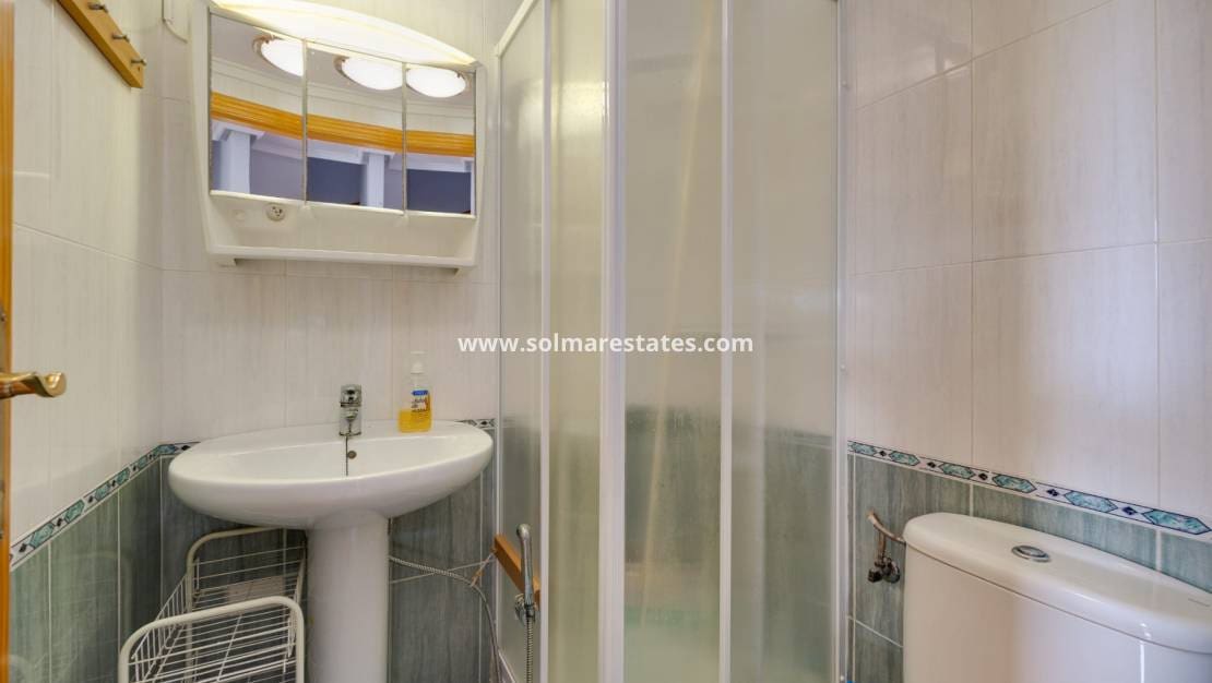 3 sypialnia Dom na sprzedaż w Playa Flamenca z basenem - 189 900 € (Ref: 9932288)