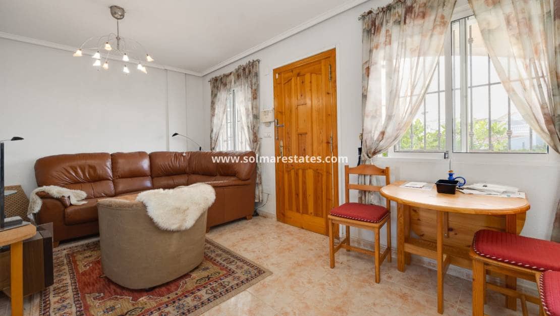 3 sypialnia Dom na sprzedaż w Playa Flamenca z basenem - 189 900 € (Ref: 9932288)