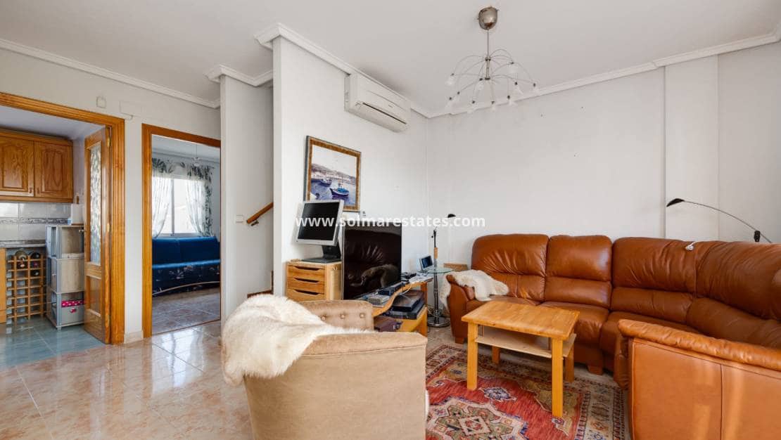 3 sypialnia Dom na sprzedaż w Playa Flamenca z basenem - 189 900 € (Ref: 9932288)