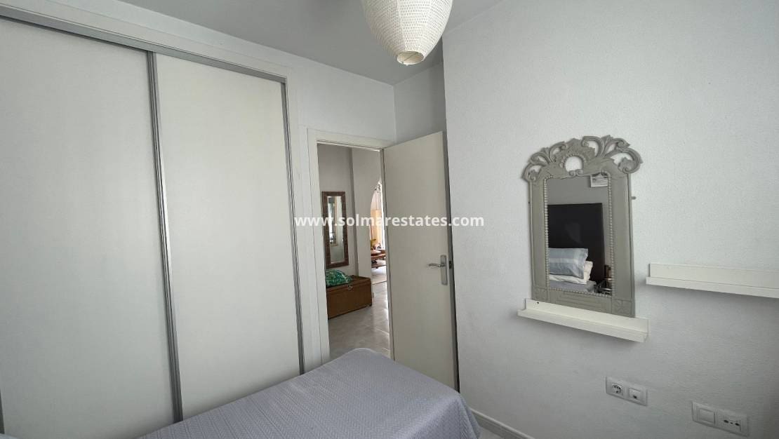2 slaapkamer Appartement te koop in Villamartin met zwembad - € 164.995 (Ref: 9937212)
