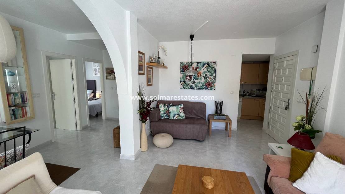 2 slaapkamer Appartement te koop in Villamartin met zwembad - € 164.995 (Ref: 9937212)