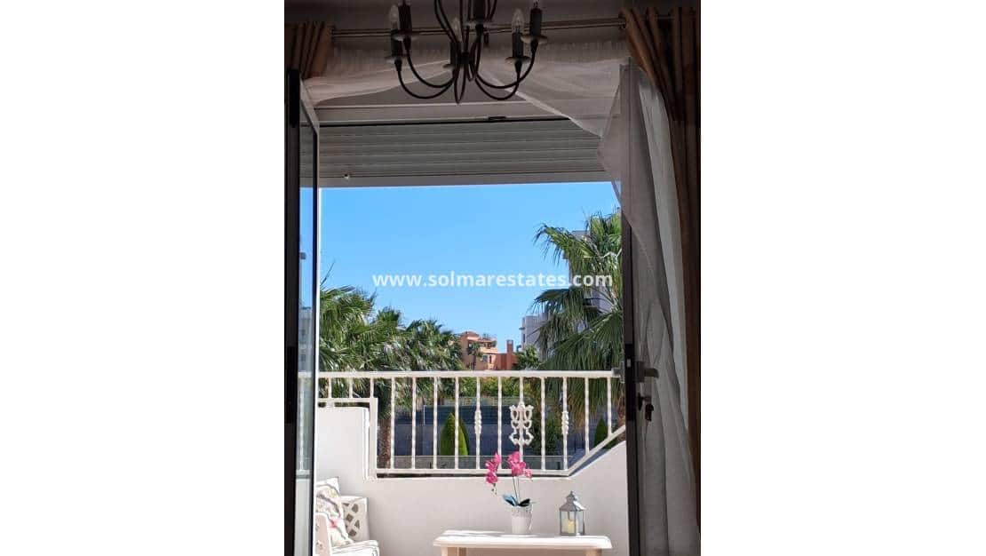 2 slaapkamer Appartement te koop in Villamartin met zwembad - € 164.995 (Ref: 9937212)