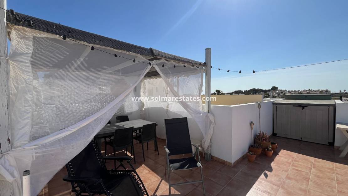 2 slaapkamer Appartement te koop in Villamartin met zwembad - € 164.995 (Ref: 9937212)