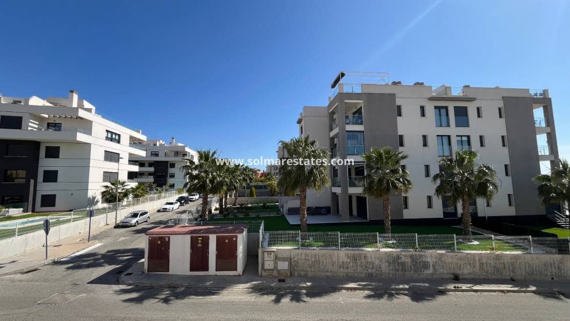 2 slaapkamer Appartement te koop in Villamartin met zwembad - € 164.995 (Ref: 9937212)