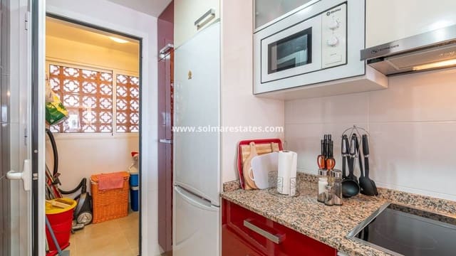 2 soveværelse Lejlighed til salg i Villamartin, Orihuela med swimmingpool - € 220.000 (Ref: 9938510)