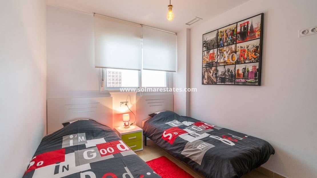 2 bedroom Apartment for sale in Villamartin with pool - € 220,000 (Ref: 9938510)