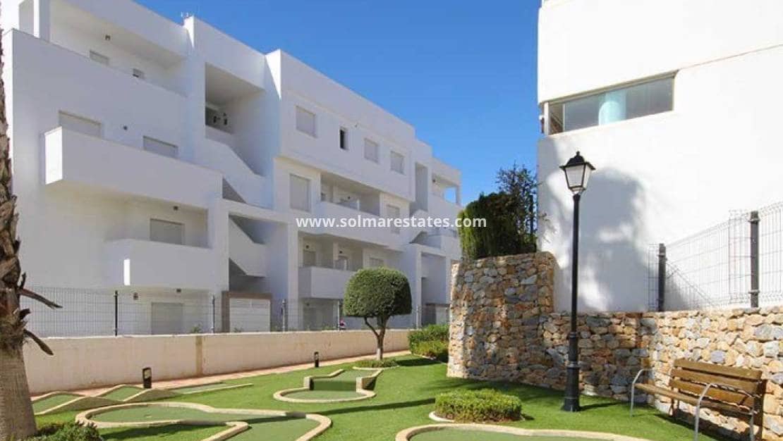 2 bedroom Apartment for sale in Villamartin with pool - € 220,000 (Ref: 9938510)