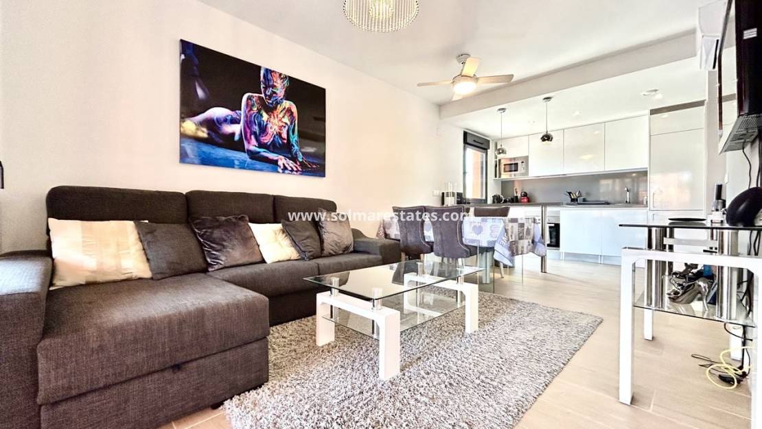 2 sypialnia Apartament na sprzedaż w Villamartin z basenem - 254 950 € (Ref: 9938511)