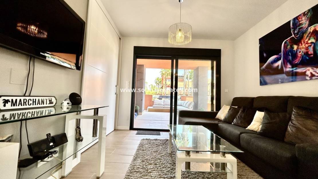 2 sypialnia Apartament na sprzedaż w Villamartin z basenem - 254 950 € (Ref: 9938511)