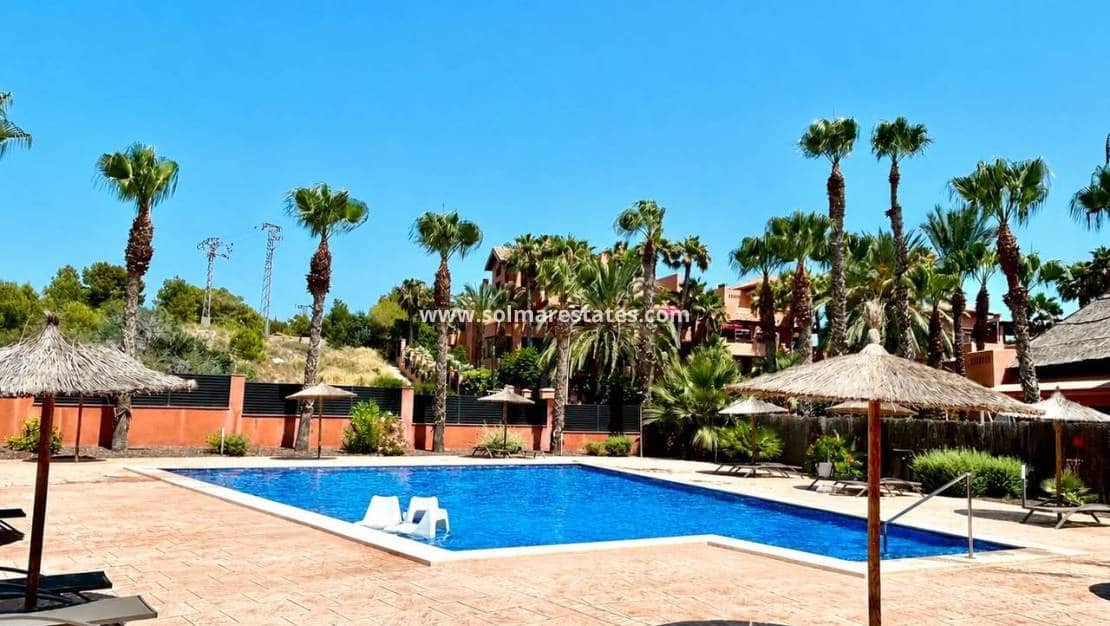 2 sypialnia Apartament na sprzedaż w Villamartin z basenem - 254 950 € (Ref: 9938511)