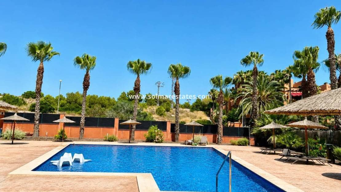 2 sypialnia Apartament na sprzedaż w Villamartin z basenem - 254 950 € (Ref: 9938511)