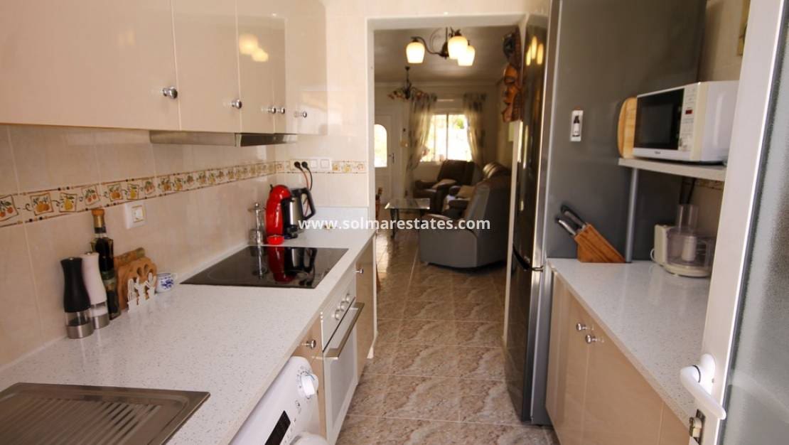 3 soveværelse Byhus til salg i Villamartin med swimmingpool - € 225.000 (Ref: 9938515)
