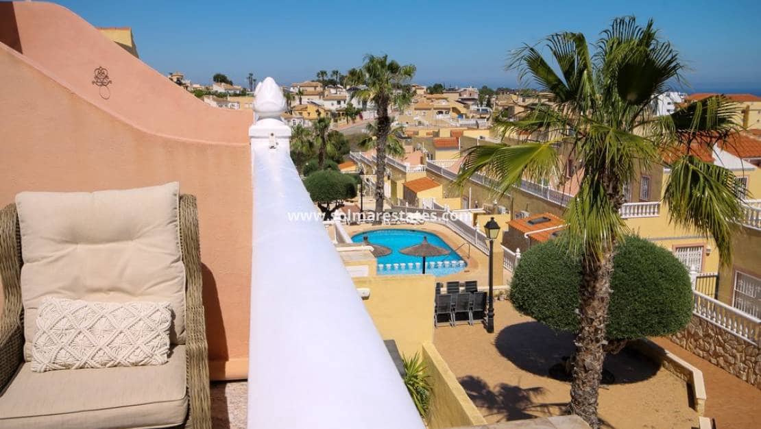 3 soveværelse Byhus til salg i Villamartin med swimmingpool - € 225.000 (Ref: 9938515)