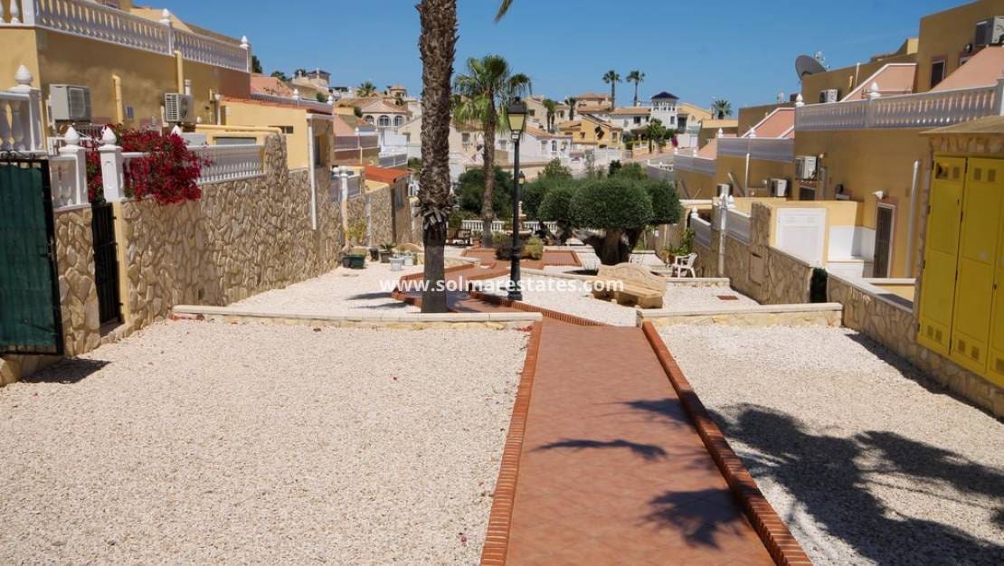 3 soveværelse Byhus til salg i Villamartin med swimmingpool - € 225.000 (Ref: 9938515)