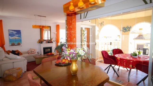 4 makuuhuone Huvila myytävänä paikassa Villamartin, Orihuela mukana uima-altaan - 490 000 € (Ref: 9938516)