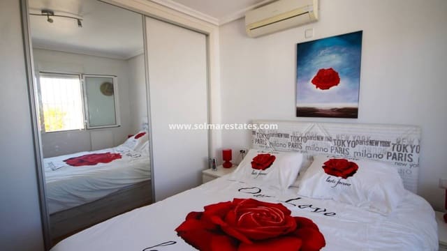 4 makuuhuone Huvila myytävänä paikassa Villamartin, Orihuela mukana uima-altaan - 490 000 € (Ref: 9938516)