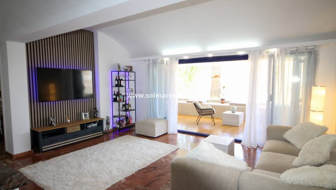 2 soverom Leilighet til salgs i Villamartin med svømmebasseng - € 234 950 (Ref: 9938518)