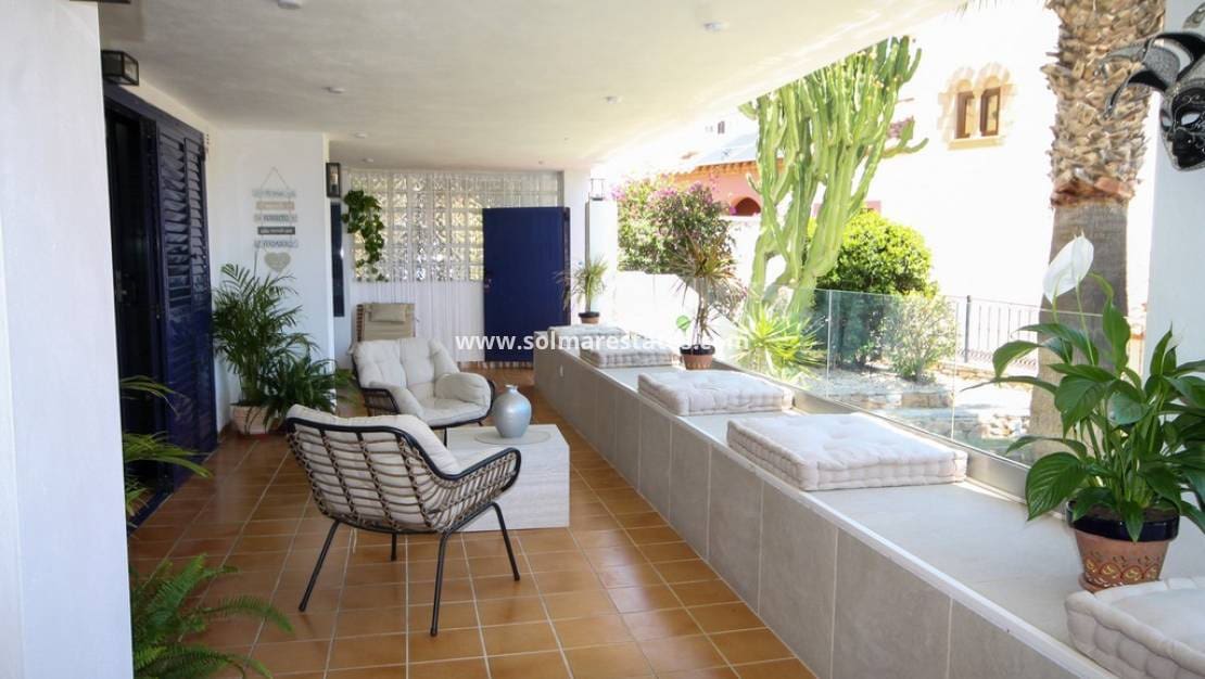 2 soverom Leilighet til salgs i Villamartin med svømmebasseng - € 234 950 (Ref: 9938518)