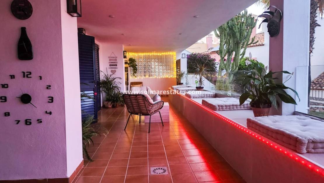 2 soverom Leilighet til salgs i Villamartin med svømmebasseng - € 234 950 (Ref: 9938518)