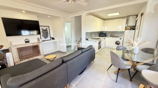 3 soveværelse Villa til salg i Villamartin, Orihuela med swimmingpool - € 229.000 (Ref: 9938990)