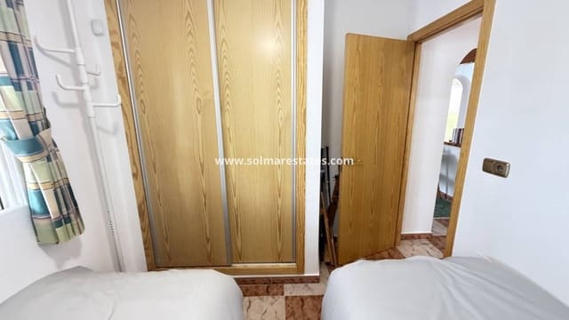 2 soveværelse Bungalow til salg i La Zenia, Orihuela med swimmingpool - € 225.000 (Ref: 9938991)