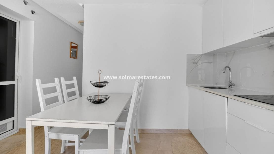 3 quarto Moradia Geminada para venda em Playa Flamenca com piscina - 269 000 € (Ref: 9938993)
