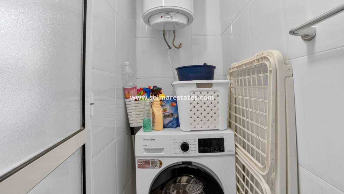 3 quarto Moradia Geminada para venda em Playa Flamenca com piscina - 269 000 € (Ref: 9938993)