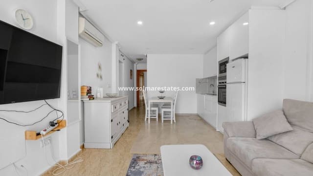3 quarto Moradia Geminada para venda em Playa Flamenca, Orihuela com piscina - 269 000 € (Ref: 9938993)