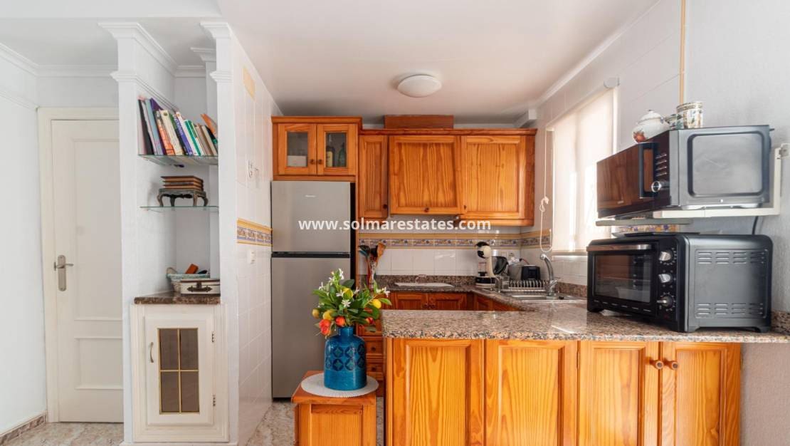 2 quarto Moradia Geminada para venda em Cabo Roig com piscina - 229 000 € (Ref: 9938994)