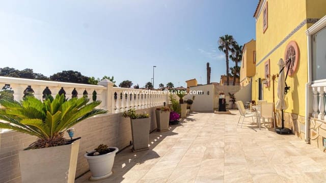 2 quarto Moradia Geminada para venda em Cabo Roig, Orihuela com piscina - 229 000 € (Ref: 9938994)