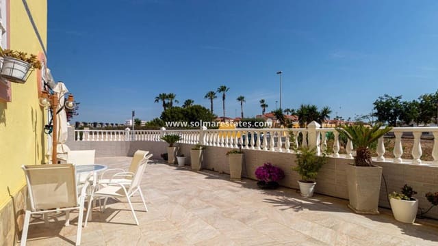 2 quarto Moradia Geminada para venda em Cabo Roig, Orihuela com piscina - 229 000 € (Ref: 9938994)