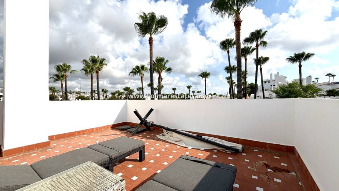 2 quarto Casa em Banda para venda em Villamartin com piscina - 280 000 € (Ref: 9939175)