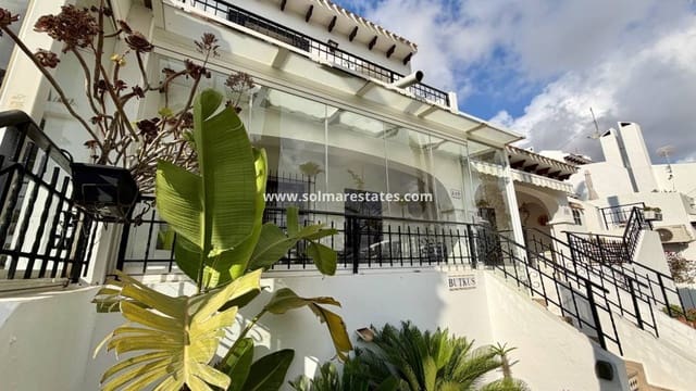 2 soveværelse Byhus til salg i Villamartin, Orihuela med swimmingpool - € 280.000 (Ref: 9939175)