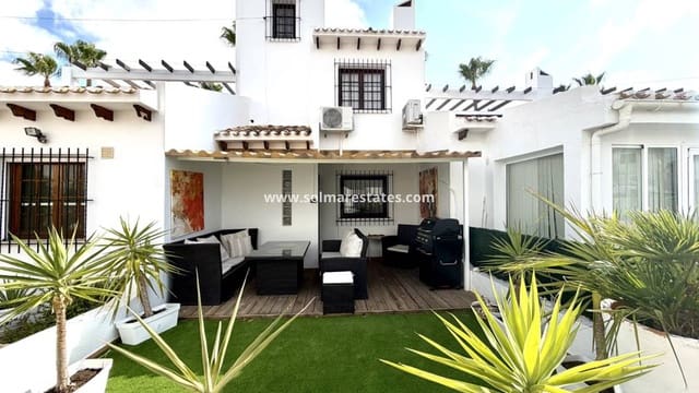 2 soveværelse Byhus til salg i Villamartin, Orihuela med swimmingpool - € 280.000 (Ref: 9939175)