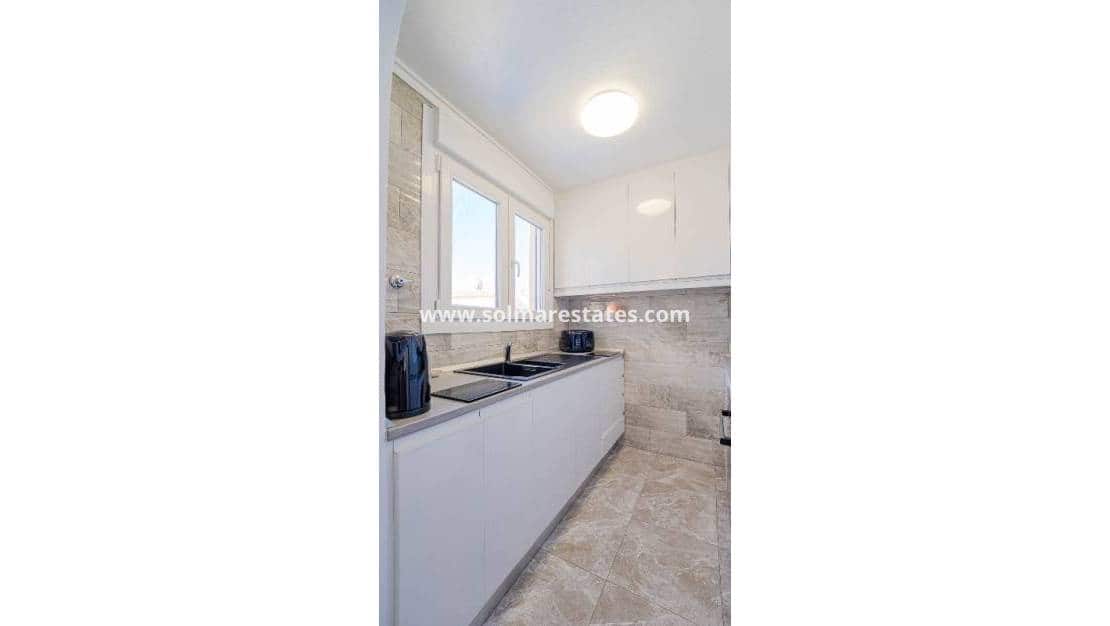 2 Zimmer Villa zu verkaufen in Los Altos mit Pool - 245.000 € (Ref: 9943233)