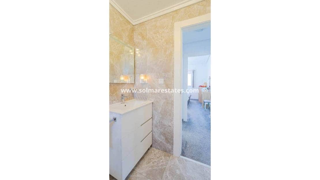 2 Zimmer Villa zu verkaufen in Los Altos mit Pool - 245.000 € (Ref: 9943233)