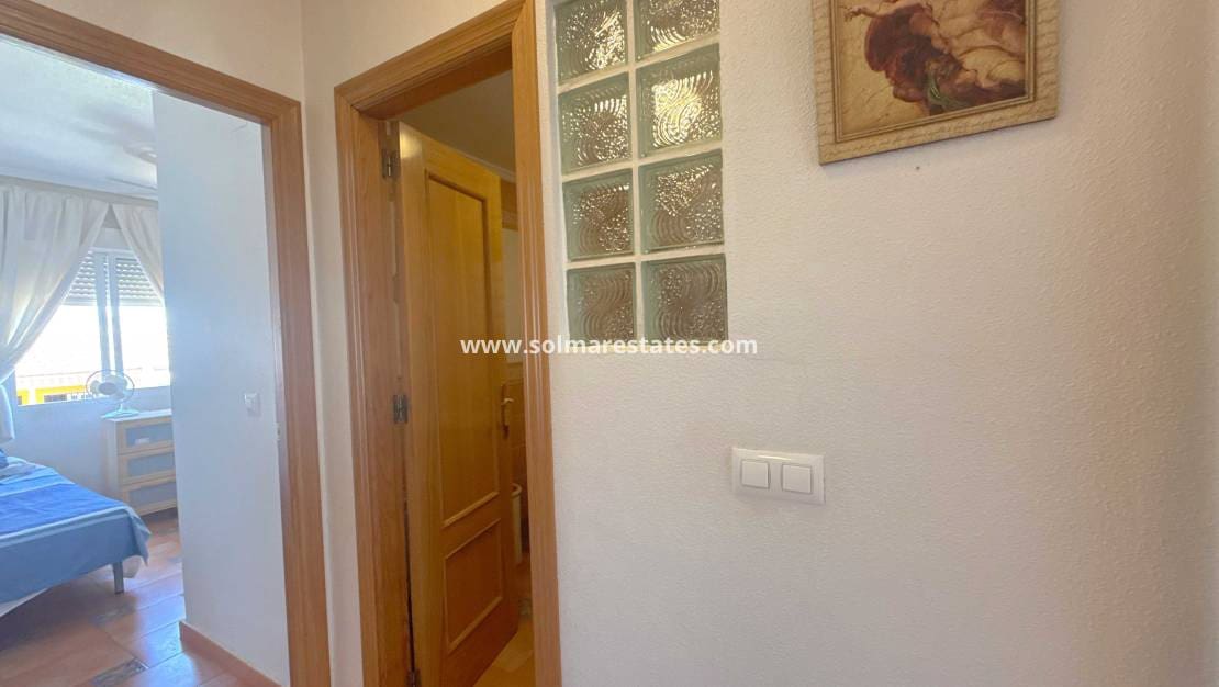 2 soverom Leilighet til salgs i Playa Flamenca med svømmebasseng - € 199 950 (Ref: 9944334)