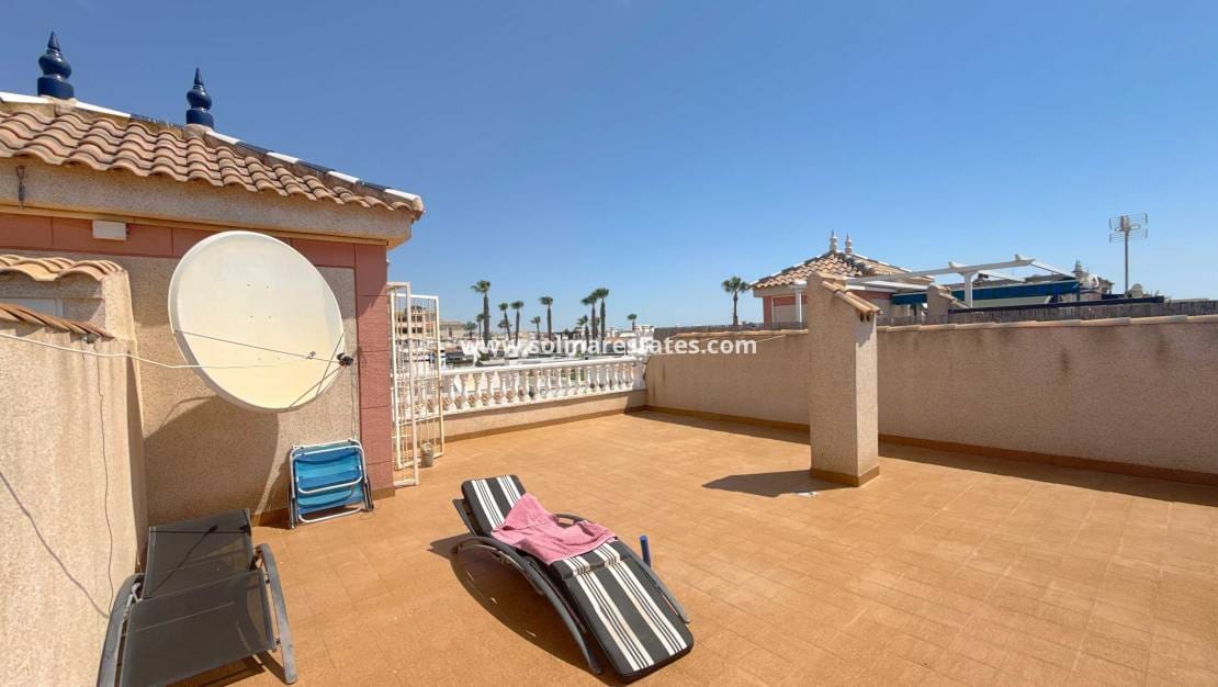 2 soverom Leilighet til salgs i Playa Flamenca med svømmebasseng - € 199 950 (Ref: 9944334)