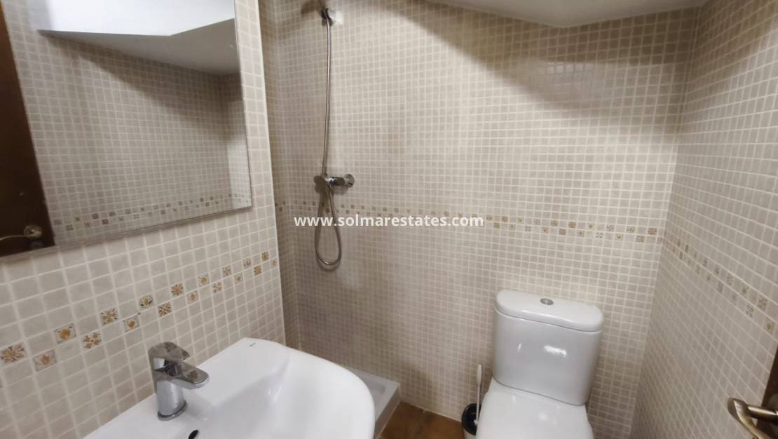 3 sovrum Semi-fristående Villa till salu i Algorfa med pool - 235 000 € (Ref: 9944436)