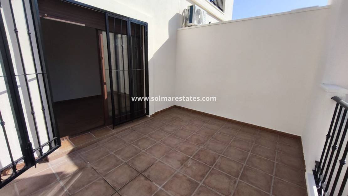 3 sovrum Semi-fristående Villa till salu i Algorfa med pool - 235 000 € (Ref: 9944436)