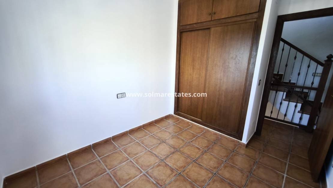 3 sovrum Semi-fristående Villa till salu i Algorfa med pool - 235 000 € (Ref: 9944436)