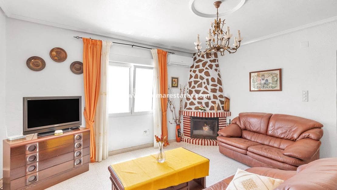 4 Zimmer Villa zu verkaufen in Dona Pepa mit Pool - 495.000 € (Ref: 9944667)