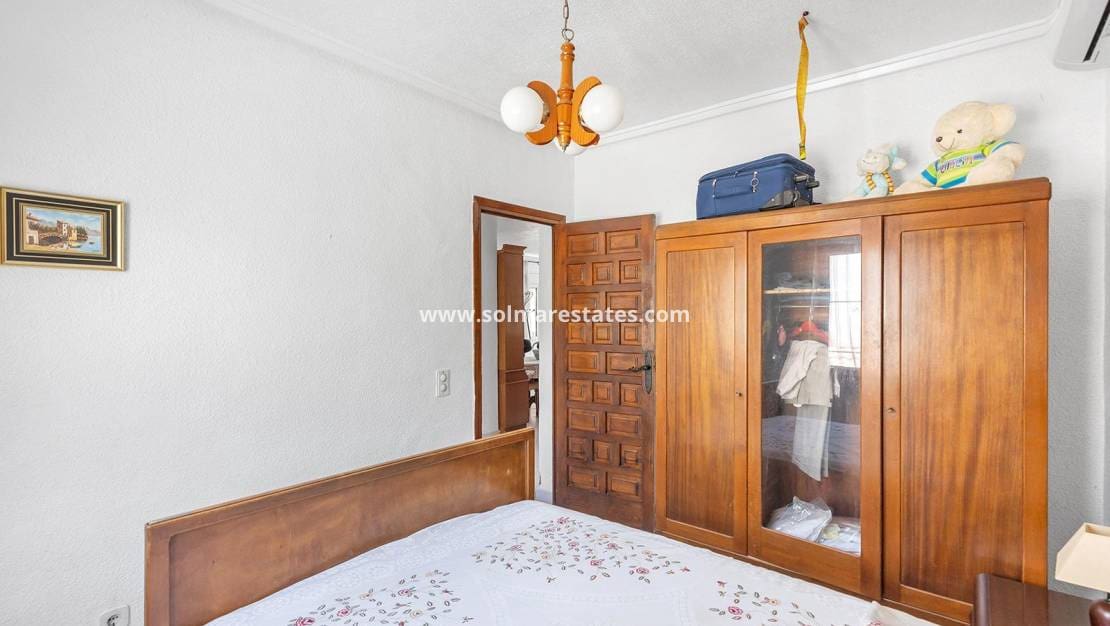 4 Zimmer Villa zu verkaufen in Dona Pepa mit Pool - 495.000 € (Ref: 9944667)