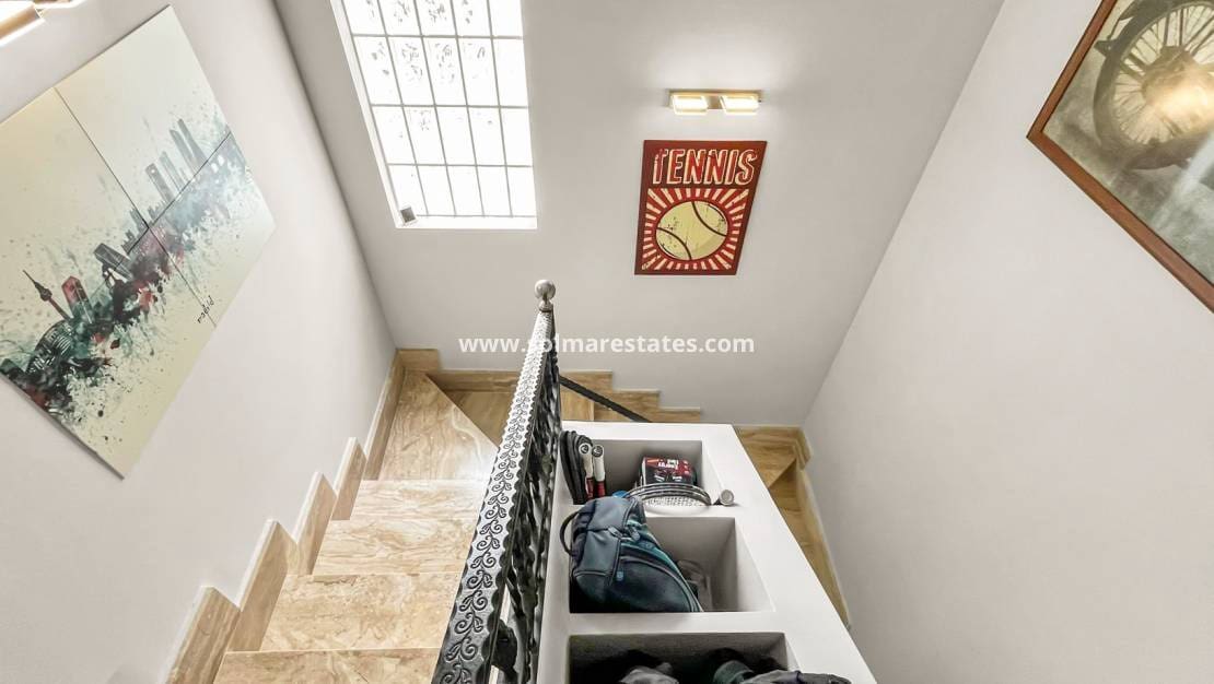 3 soverom Villa til salgs i Villamartin med svømmebasseng - € 435 900 (Ref: 9946007)