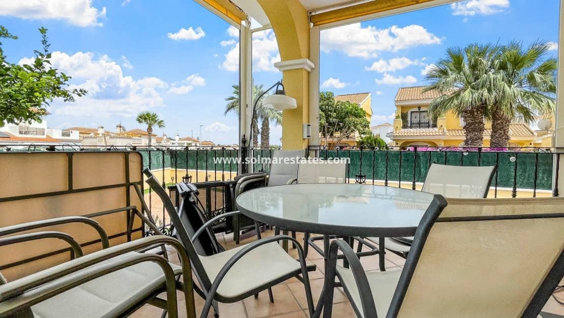 3 soverom Villa til salgs i Villamartin med svømmebasseng - € 435 900 (Ref: 9946007)